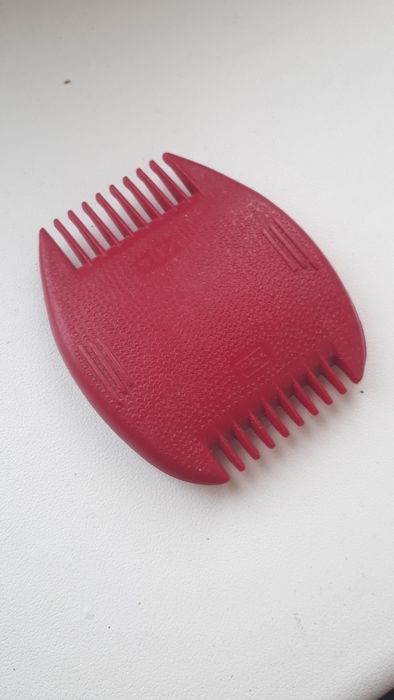 Стртжка волос Расчестка станок ручной