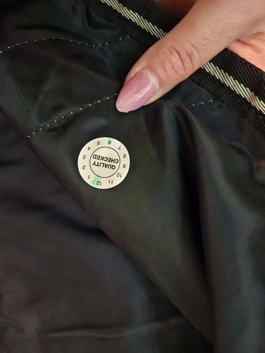 Продаётся супер стильная попона.НЕМЕЦКОЕ качество.Со съемным капором.