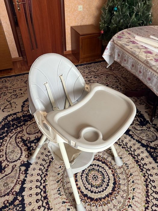 Срочно продам столик 15000