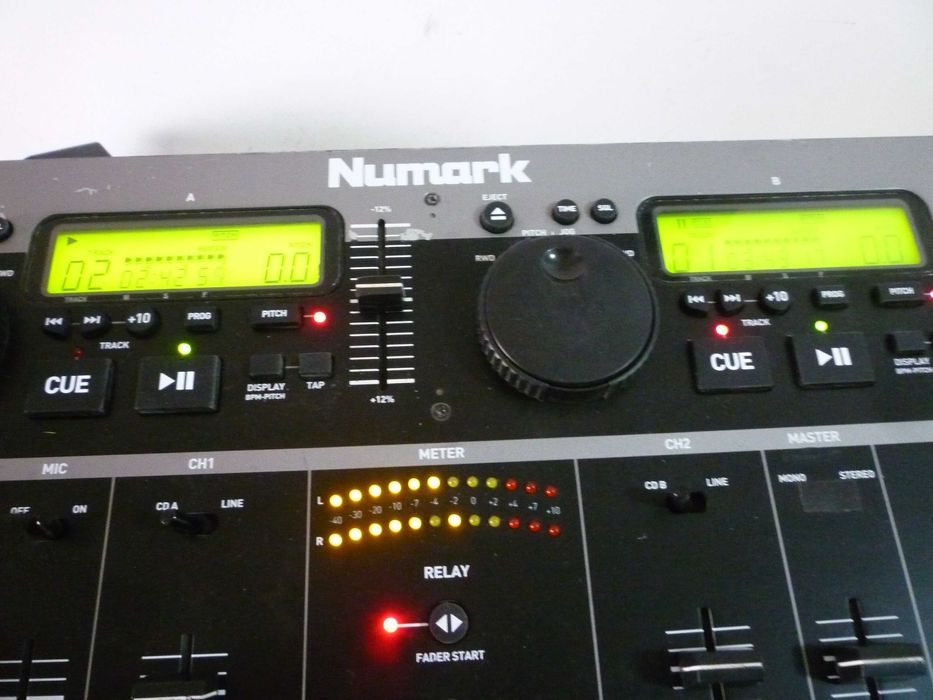 cd player  NUMARK