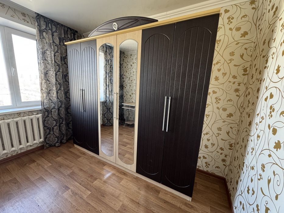 Продам спальный гарнитур