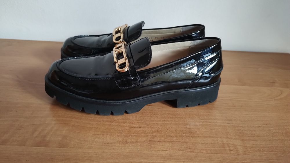 Нови обувки Hogl , Tamaris и сникърси Custome national