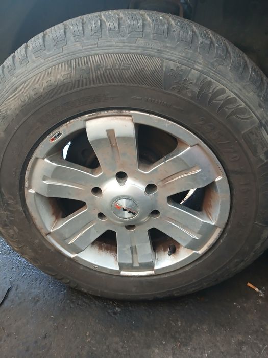 Джанти 16 цола Ssang Yong Reston