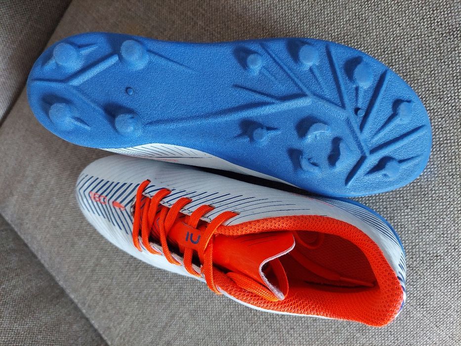 Ghete de fotbal Kipsta nr 35