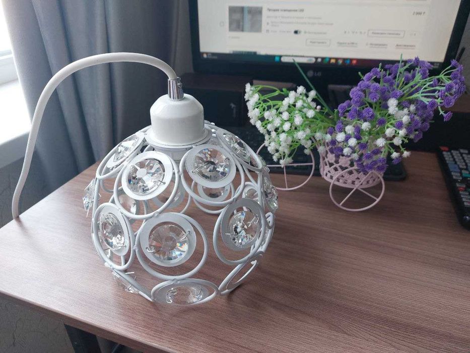 Продам красивые люстры (новые)