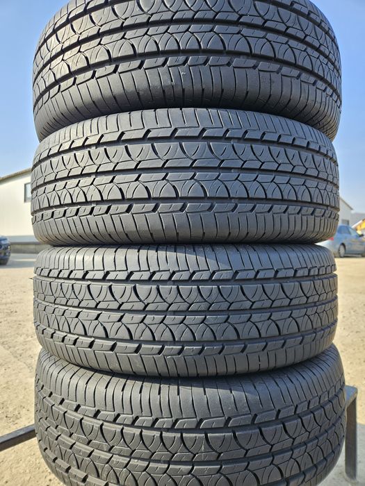 Vând anvelope vară 215/65/16 C 215/65r16 C BARUM