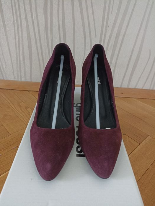 Обувки вишнев велур