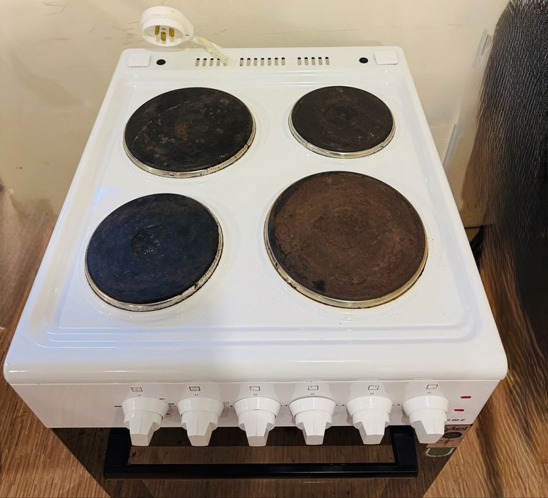 Электрическая плита