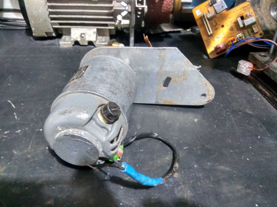 Продам двигатель