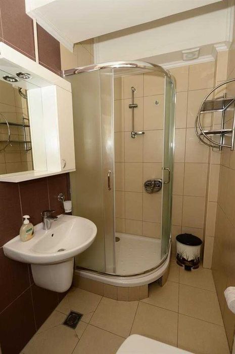 Дава се под наем Двустаен апартамент в Пловдив, Кючук Париж - 56 кв.м за 224.4 € - Снимка #7