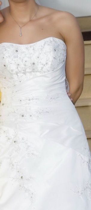 Rochie mireasa cu swarovski