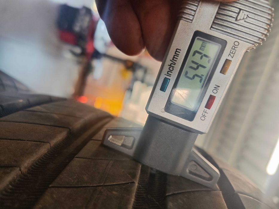2бр. летни гуми 245/45/19 Michelin