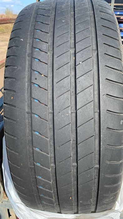 Anvelope Bridgestone 275/45R20 305/40R20 OEM BMW X5 X6
