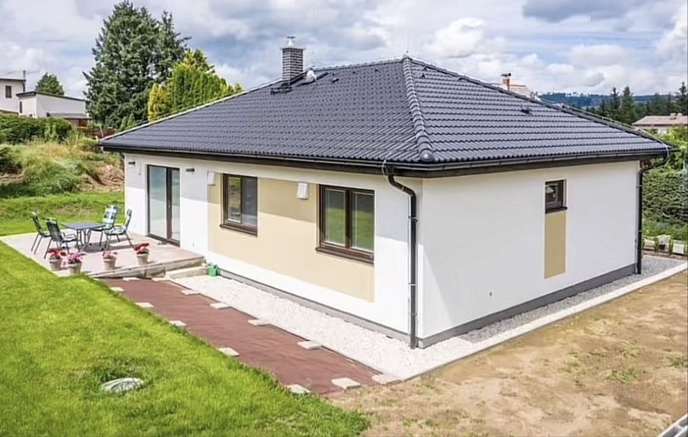 Vand Casute invelite cu panouri sandwich