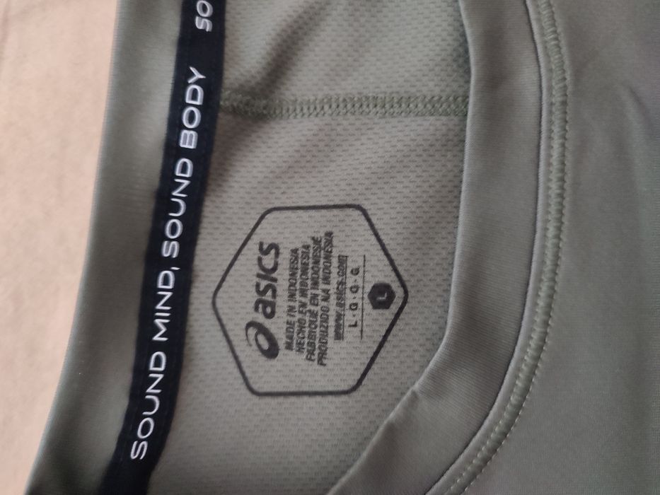 Тениска спорт ASICS Reebok  new balance under armour