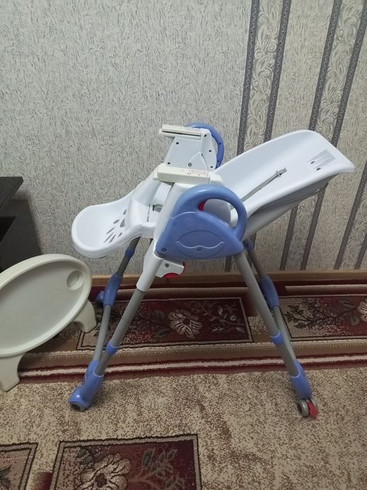 Продам детский стуль+стол.