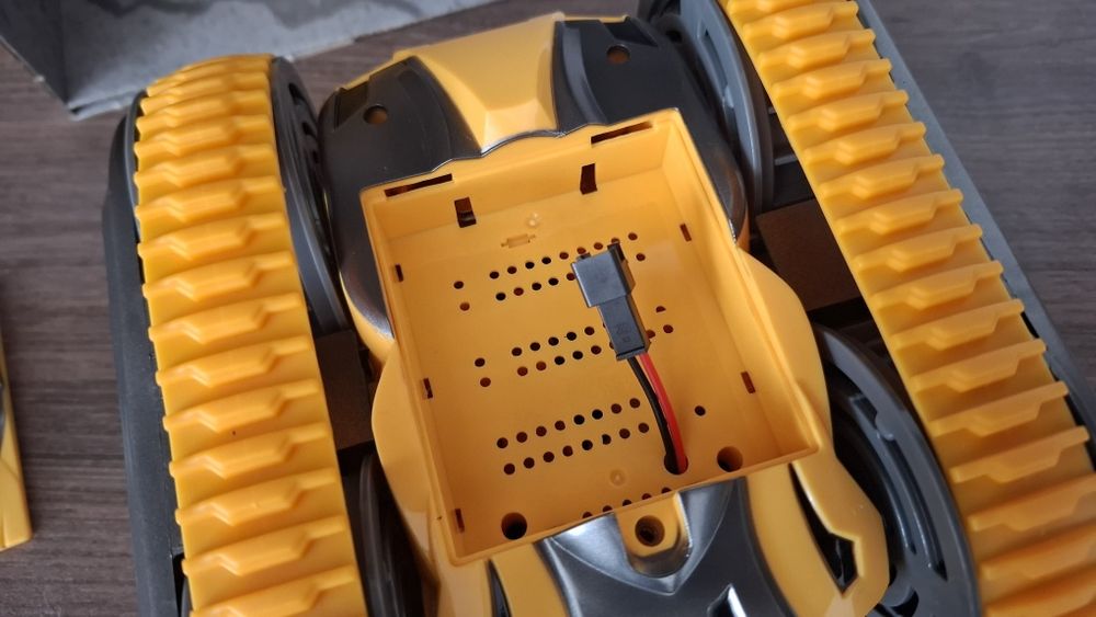 Радиоуправляема каскадна количка Stunt OXHMA 1:18 (2.4GHz)