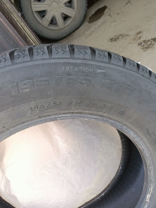 Шины зимние на 15