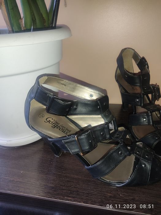 Женские туфли 40 размер