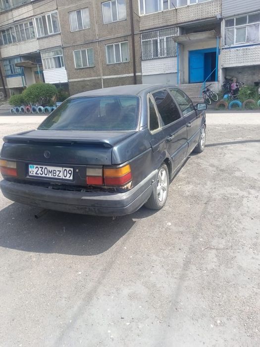В продаже пассат В3