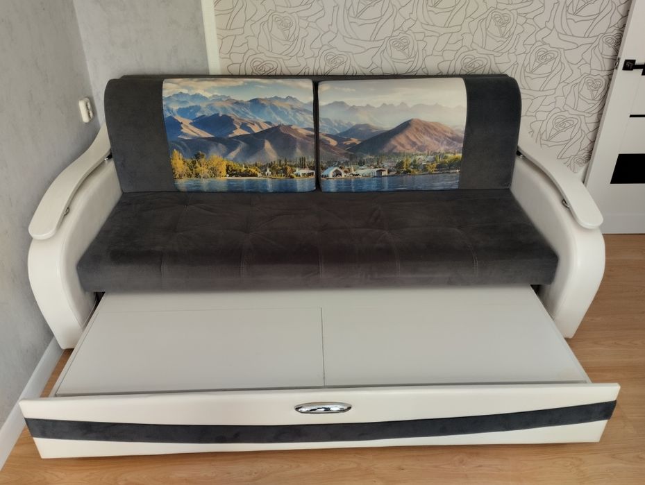 Продам хороший диван