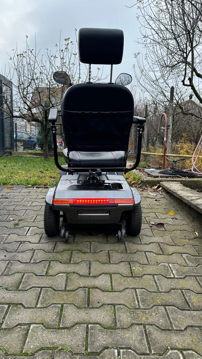 Scuter electric handicap dizabilitati carut carucior scaun tricicleta