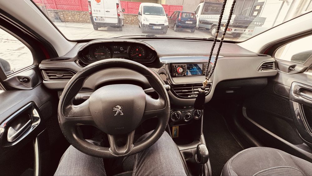 PEUGEOT 208, 2014 1.2 STYLE Puretech