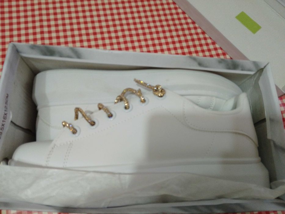 Adidasi dama  cu platforma