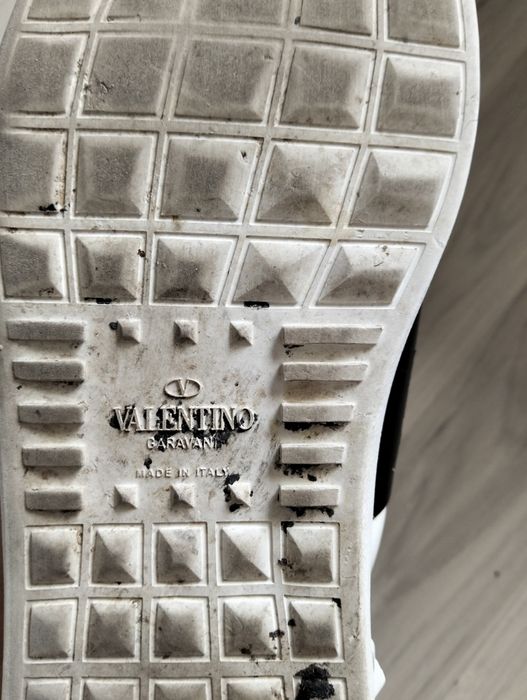 Sneakers  piele alb-negru Valentino Garavani, mărimea 44
