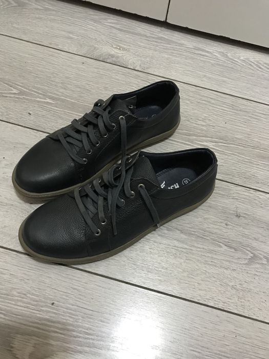 Мокасины мужские продам