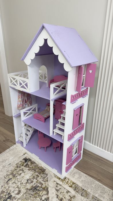 Кукольный домик деревянный