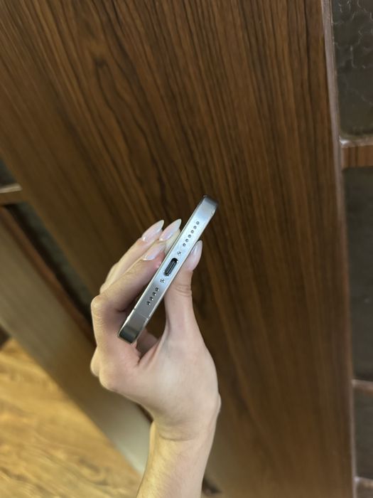 Продаю свой Iphone 15 pro max