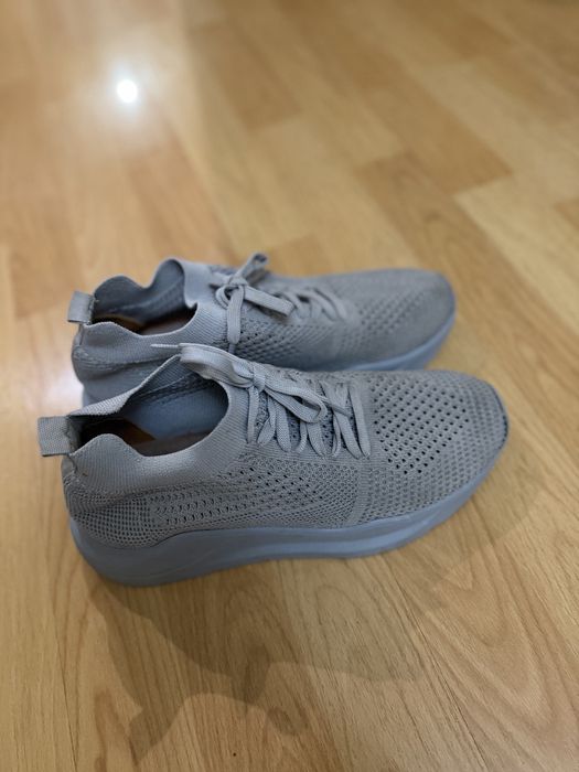 Красовки женские