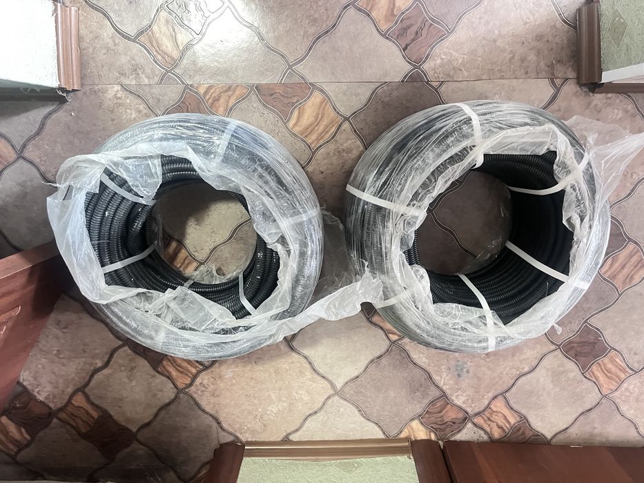 Гофра новая 2 рулона