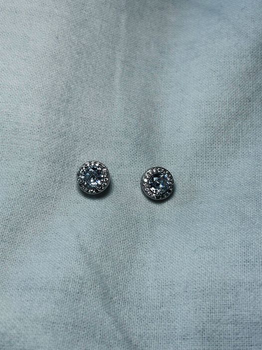 Чисто нови дамски обеци