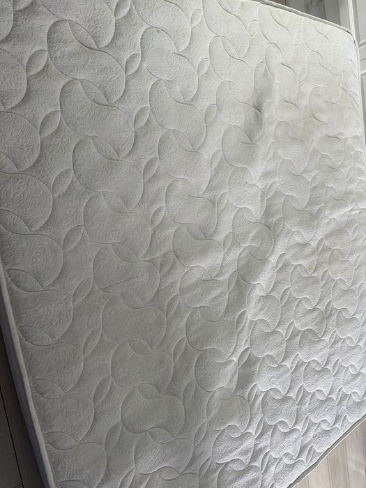 Матрас 180х200 б/у