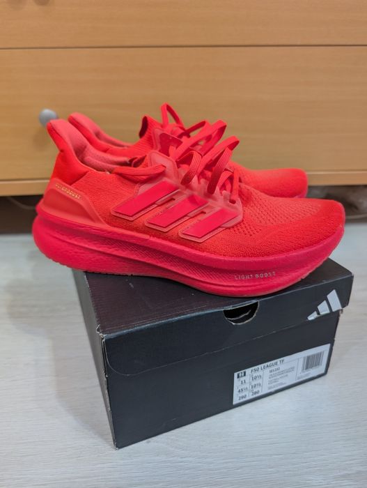 Продам кроссовки Adidas ultraboost 40 размер