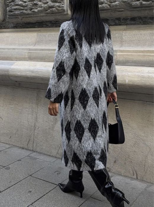 Lijuri Широко палто от кашмир с баклава мотив 7135