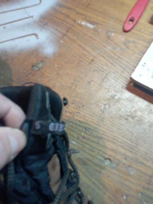 Туристически обувки дамски