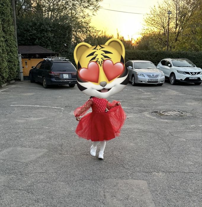 Красивое платя для девочки