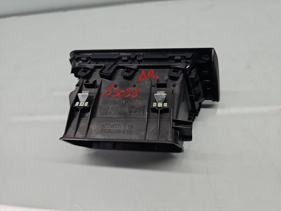 Grila aerisire dreapta PEUGEOT 308 II GT-Line [Fabr 2019-2021] 130382