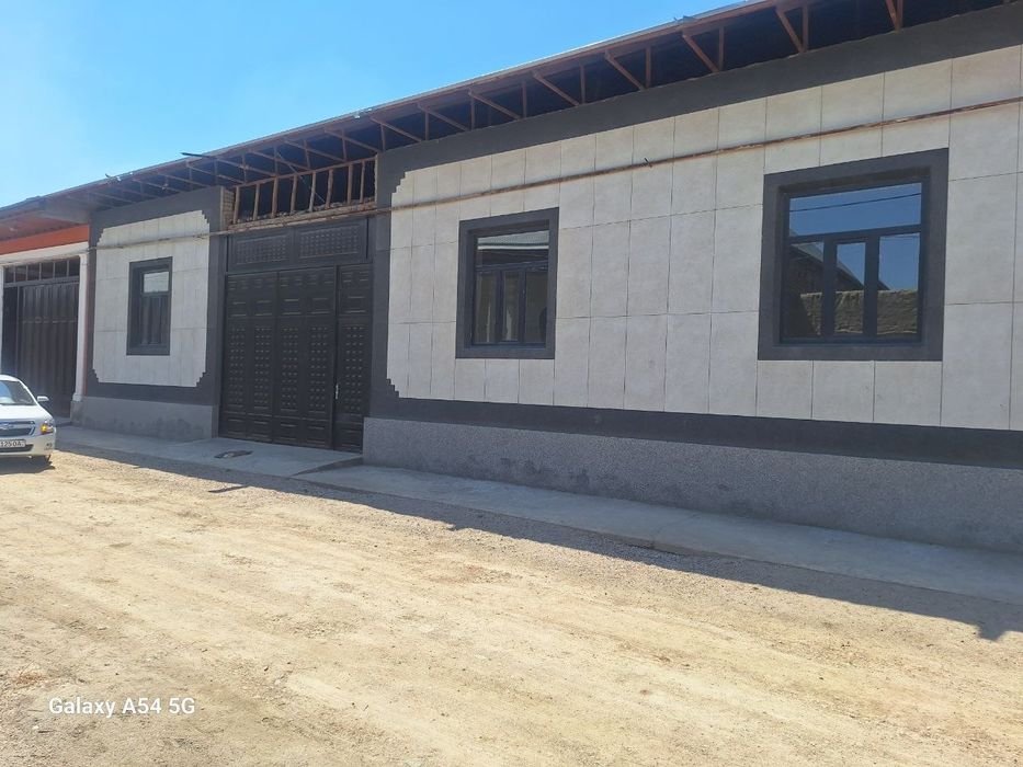 Ховли сотилади Кармана туманида