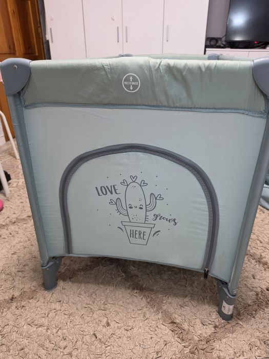 Сгъваема детска кошара