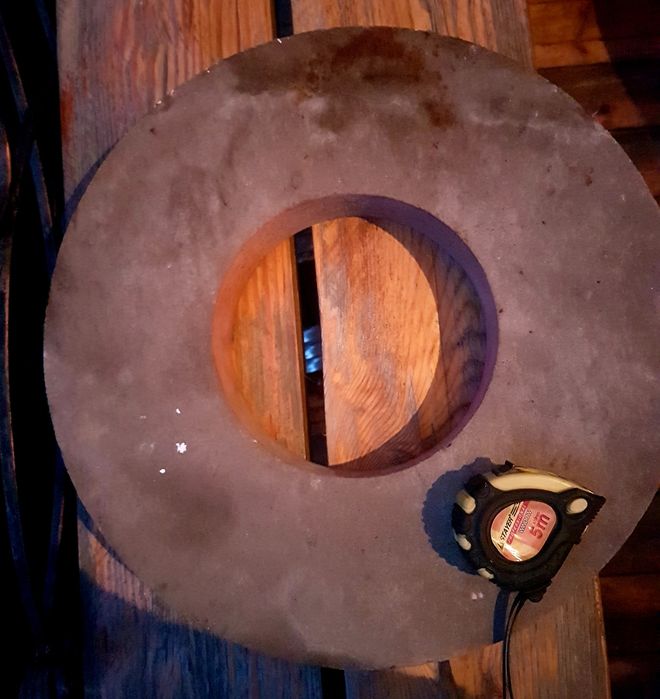 Продам наждачной круг .