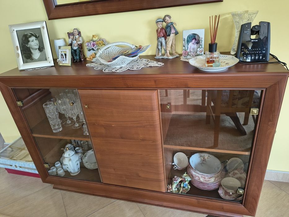 Comode living culoare maro