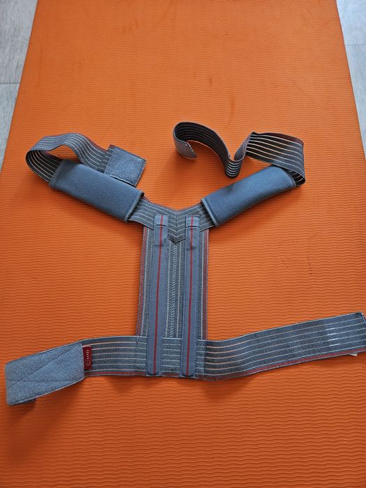Коляска, кроватка, стул детский и т.д.