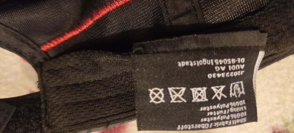 Шапка спортна с козирка Ауди