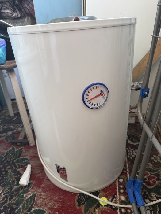 Продам водонагреватель