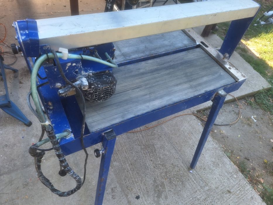 Mașină electrică de tăiat gresie și faianță