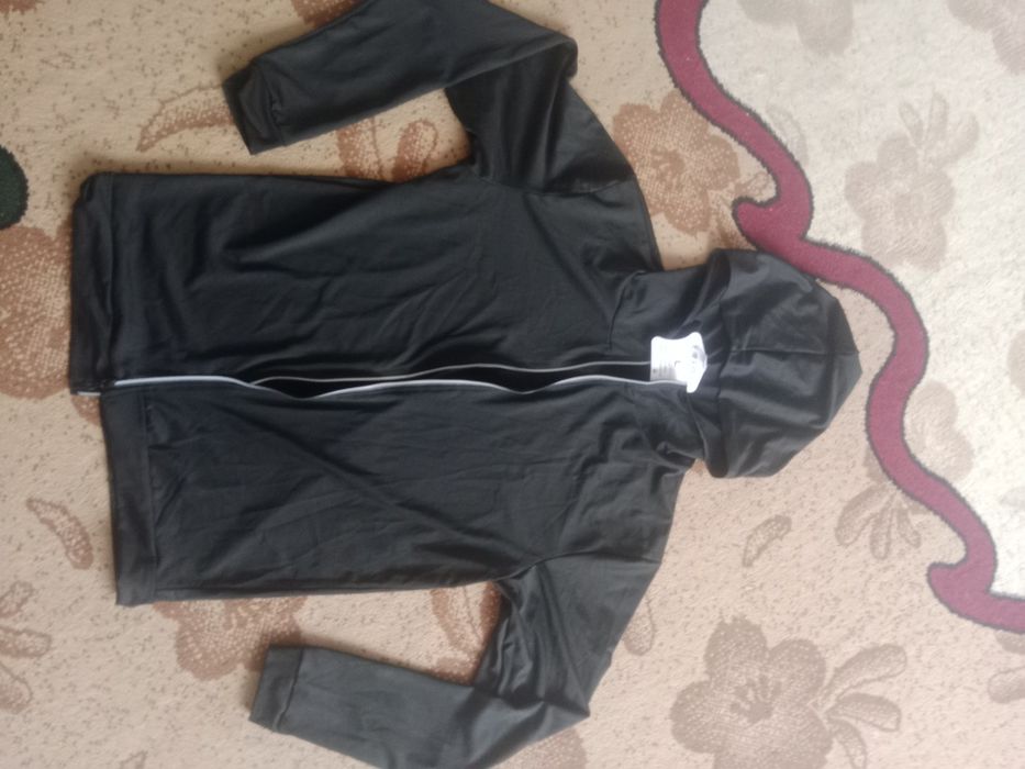 Костюм для тренировок